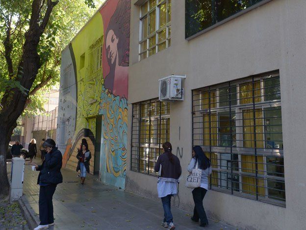 Fallas en el edificio donde funciona el terciario del colegio Normal