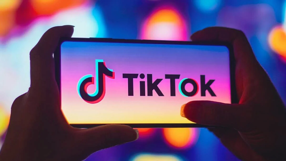 Tecnología. TikTok: la insólita moda que crece, ver películas fragmentadas.