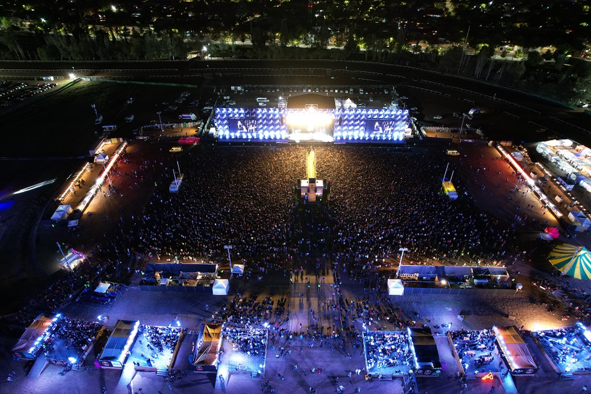 La multitudinaria Fiesta de la Cerveza cumpli&oacute; 18 a&ntilde;os con un gran marco de p&uacute;blico, incluidos turistas