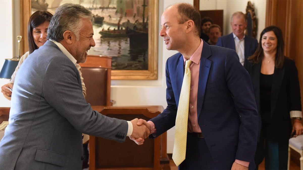 El gobernador de Mendoza Alfredo Cornejo recibió a David Michaud, gerente de la Práctica Global de Agua para la Región de América Latina y el Caribe del Banco Mundial.