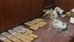 Incautan 50 kilos de droga tras intensa persecución Incautan 50 kilos de droga tras intensa persecución