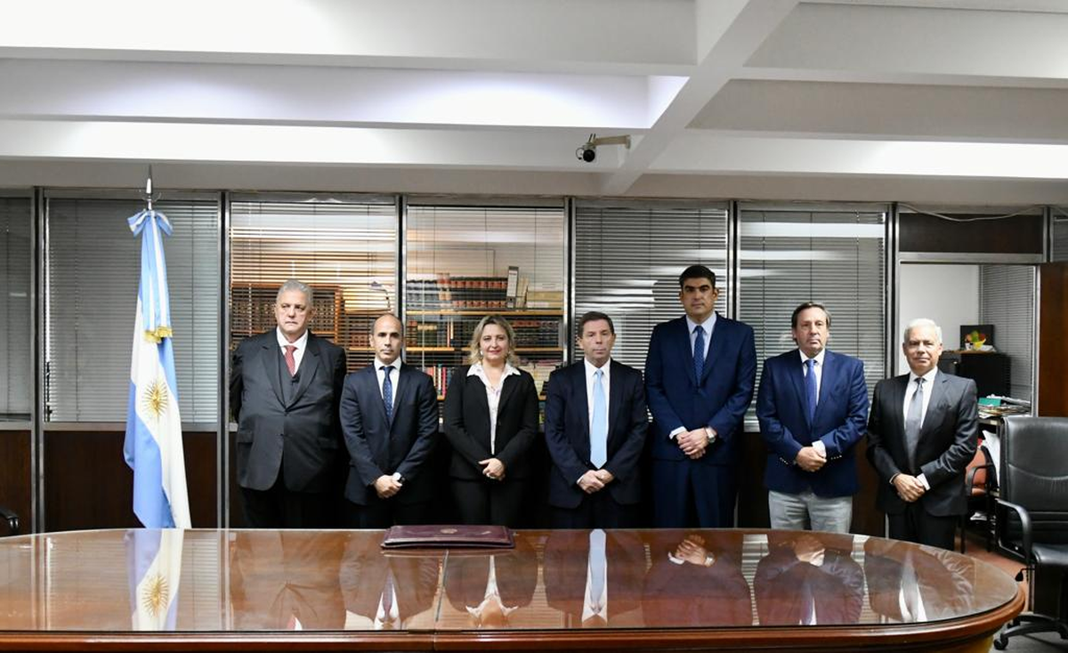El Jury de Enjuiciamiento que juzgará al juez federal de Mendoza Walter Bento. El Jury de Enjuiciamiento que juzgará al juez federal de Mendoza Walter Bento.
