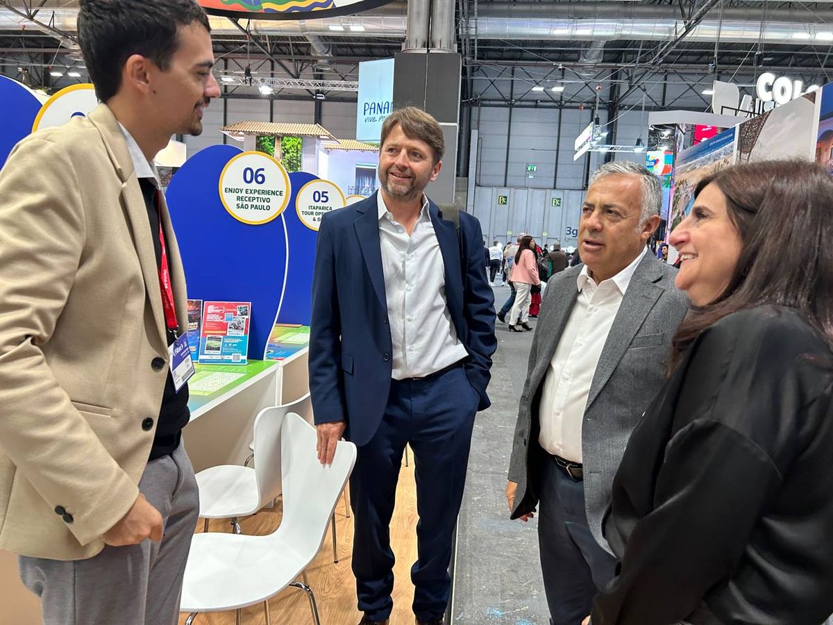 Siguen las gestiones de Cornejo y Teste en la Feria Internacional de Turismo. Siguen las gestiones de Cornejo y Teste en la Feria Internacional de Turismo.