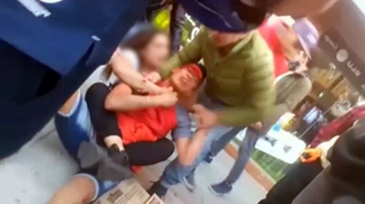 Brisa contuvo al ladrón hasta que llegó la policía.