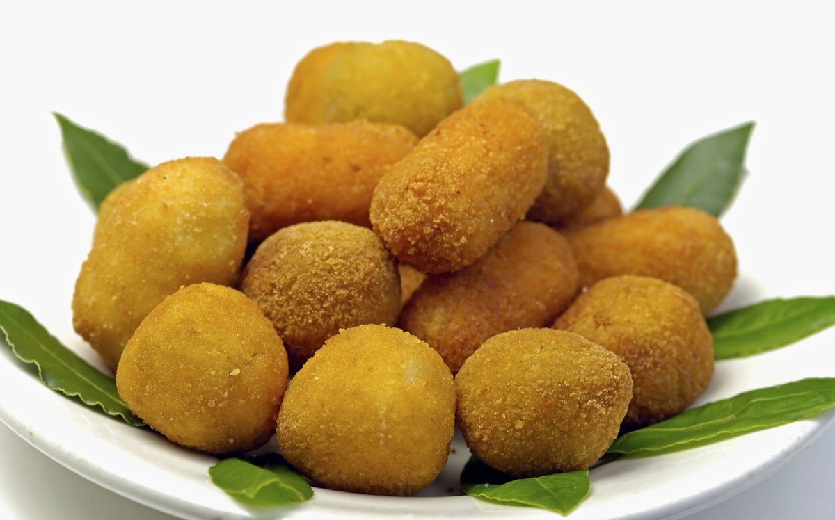 Si te sobró arroz, no lo tires, prepará esta riquísima receta: croquetas de arroz Si te sobró arroz, no lo tires, prepará esta riquísima receta: croquetas de arroz