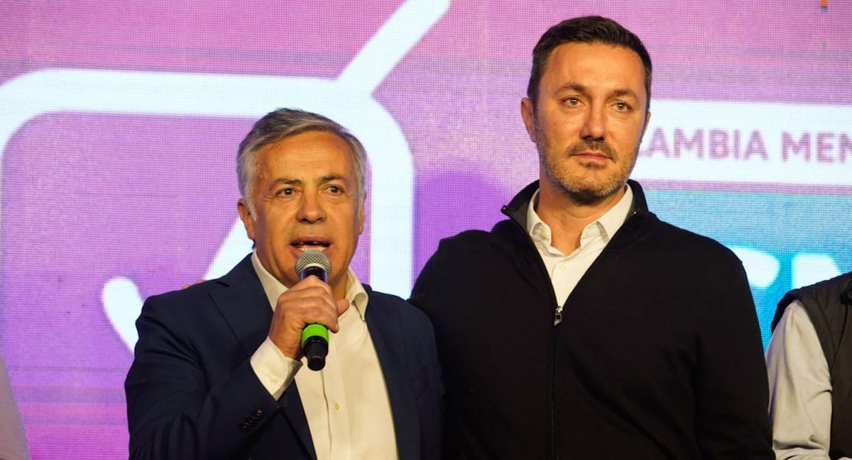 Alfredo Cornejo, electo candidato a gobernador por Cambia Mendoza, y Luis Petri, su exitoso desafiador en la interna.