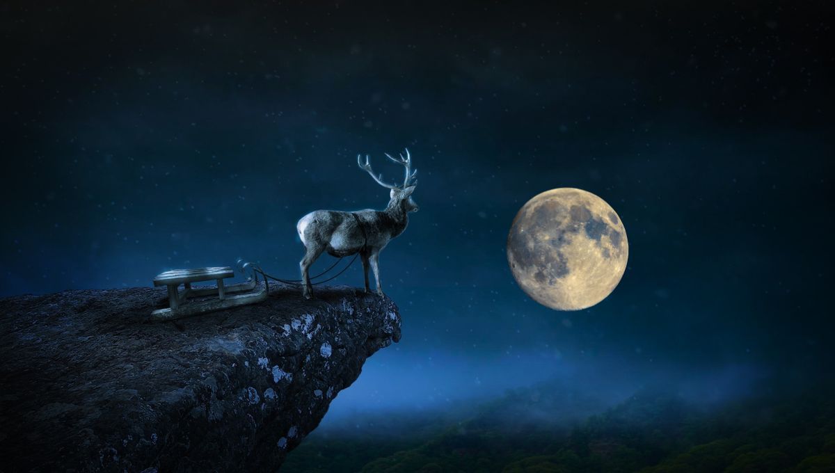 Luna de Ciervo, también conocida como Luna Llena de julio. Luna de Ciervo, también conocida como Luna Llena de julio.