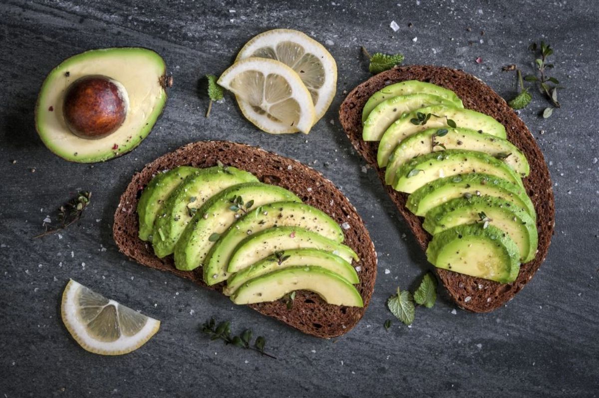 Beneficio de desayunar palta. Beneficio de desayunar palta.