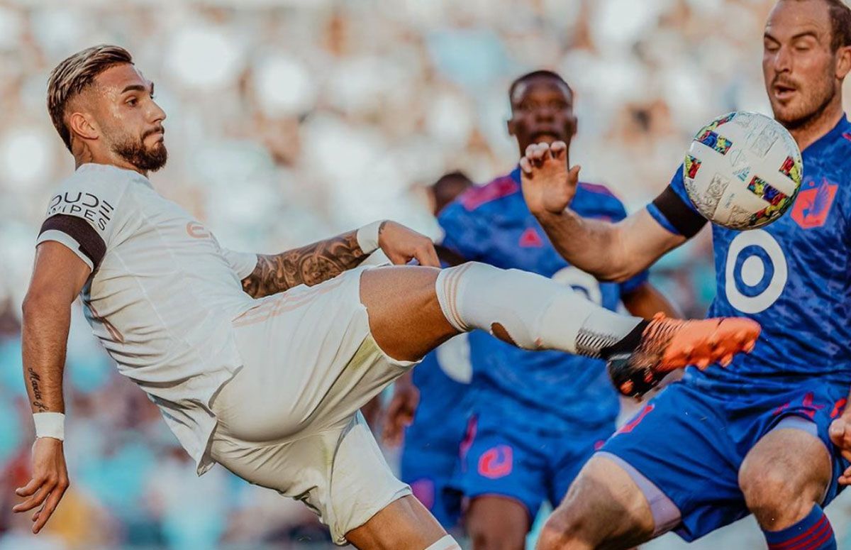 Valentín Castellanos está cerca de jugar en el Leeds United 