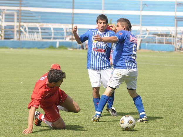 El Tomba realizará pruebas de jugadores de Inferiores