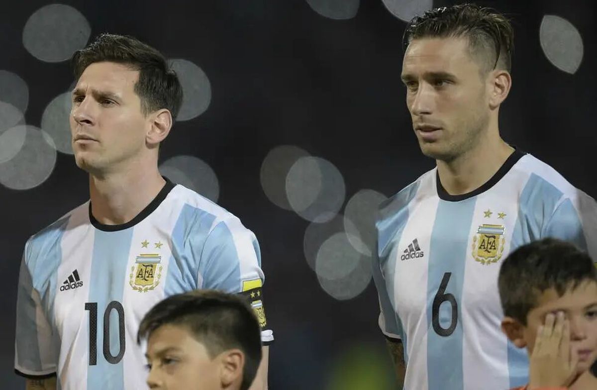 Lucas Biglia compartió con Messi el Mundial Sub 2005 y las finales perdidas en Brasil 2014 y la Copa América de 2015 y 16 Lucas Biglia compartió con Messi el Mundial Sub 2005 y las finales perdidas en Brasil 2014 y la Copa América de 2015 y 16