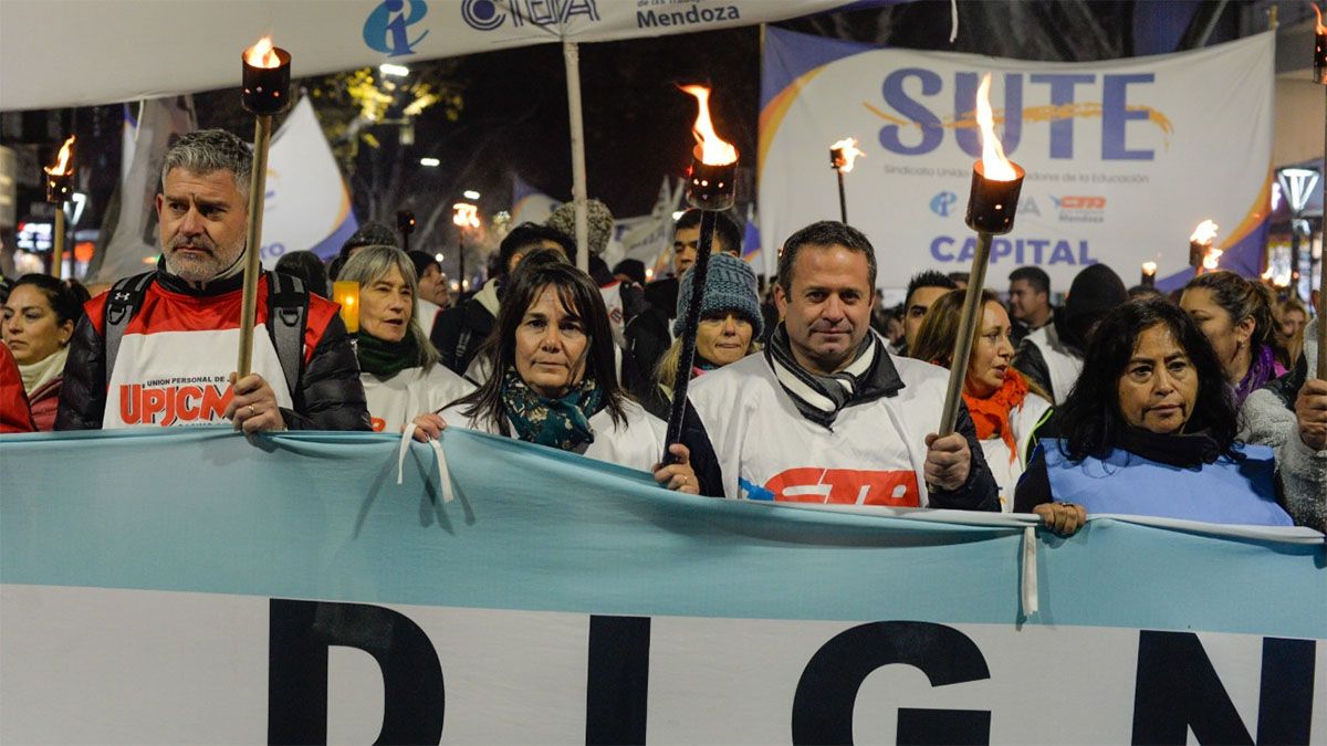 El SUTE, que conduce Carina Sedano, ha convocado a movilizarse en Patricias Mendocina y Godoy Cruz, a las 10.