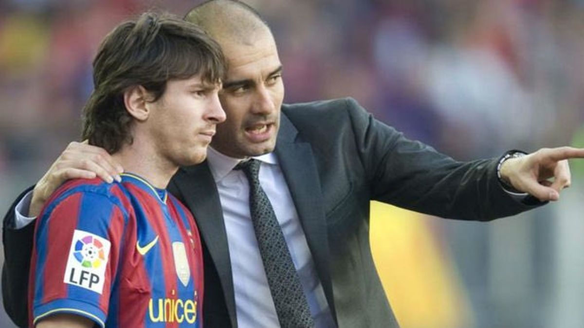 Pep Guardiola fue DT de Lionel Messi en el Barcelona.