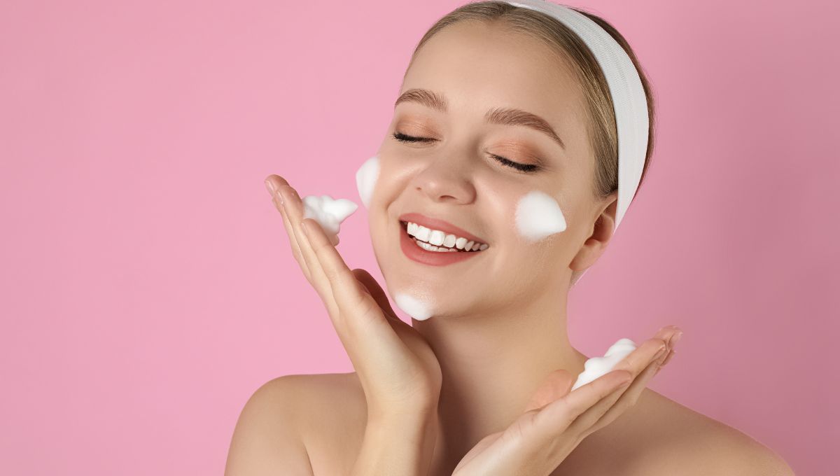 Tu piel te lo agradecerá: ¿cómo elegir el limpiador facial correcto?