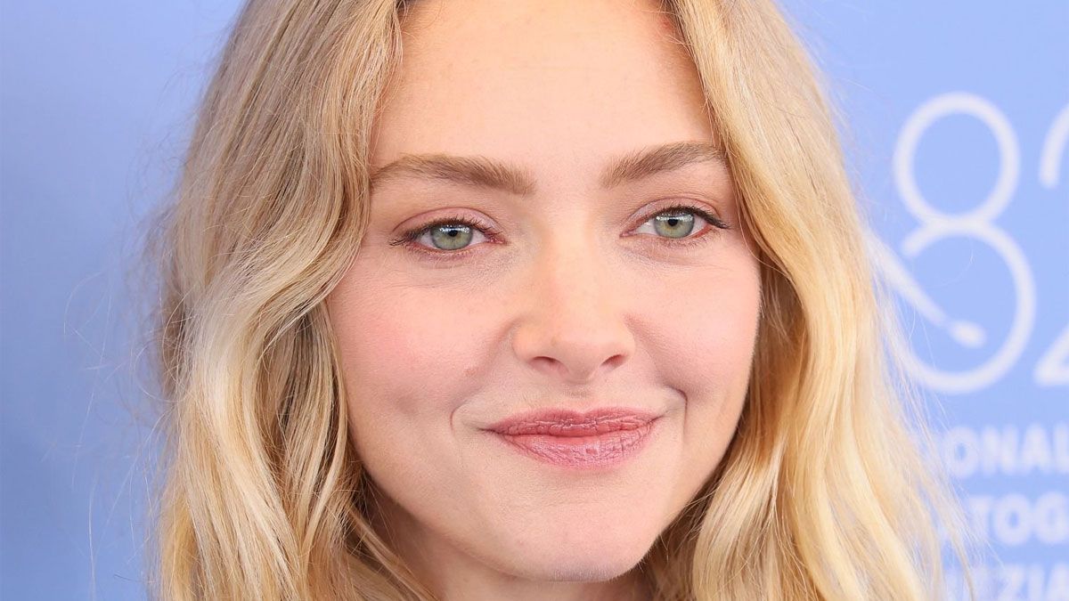 La actriz Amanda Seyfried interpreta a Catherine Claire en la película de Netflix.