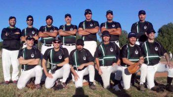 El sóftbol tuvo sus campeones de Iniciación y se juega el torneo Vendimia