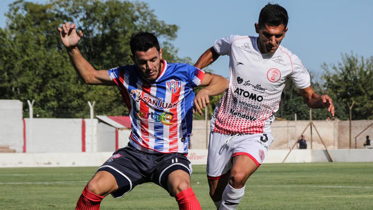 El defensor Claudio Ulloa tiene ganas de que vuelva el fútbol.