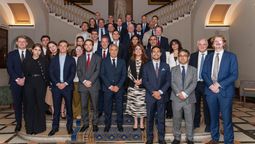 Alfredo Cornejo en el Energy Council en Londres, con líderes globales.