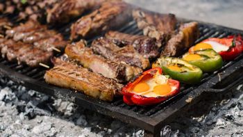 Qué altura debe tener la parrilla ideal para hacer un buen asado Qué altura debe tener la parrilla ideal para hacer un buen asado