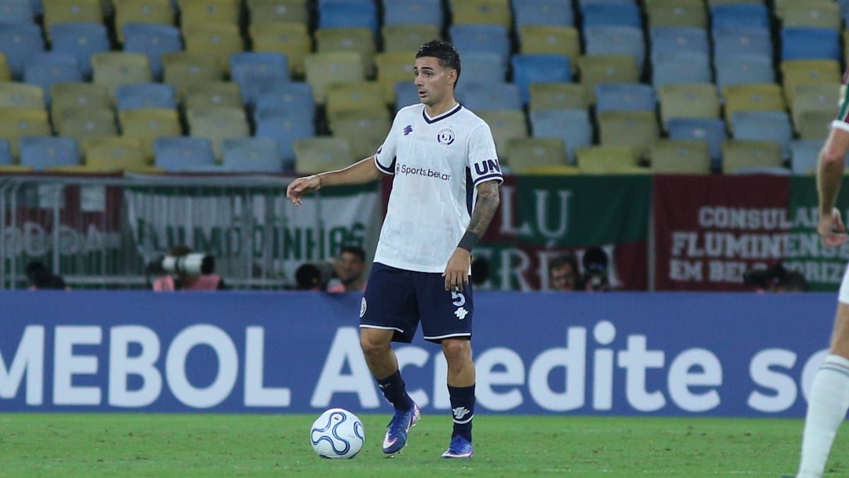 Tom&aacute;s Bottari es un estandarte en el mediocampo de Independiente Rivadavia. Foto: Nicol&aacute;s R&iacute;os/Diario UNO.&nbsp;