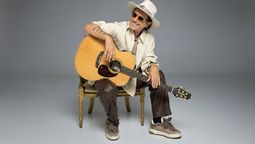 Coti llega a Mendoza para celebrar los 20 años de uno de sus discos más emblemáticos. Coti llega a Mendoza para celebrar los 20 años de uno de sus discos más emblemáticos.