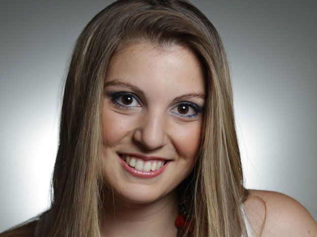 Nandy Carvelli (21), Junín
