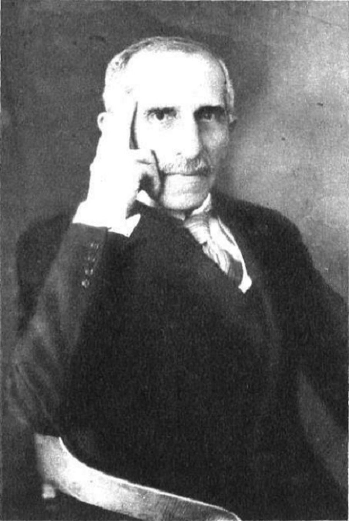 Dr. Antonio Dellepiane dictó la primera cátedra de sociología en la Argentina.