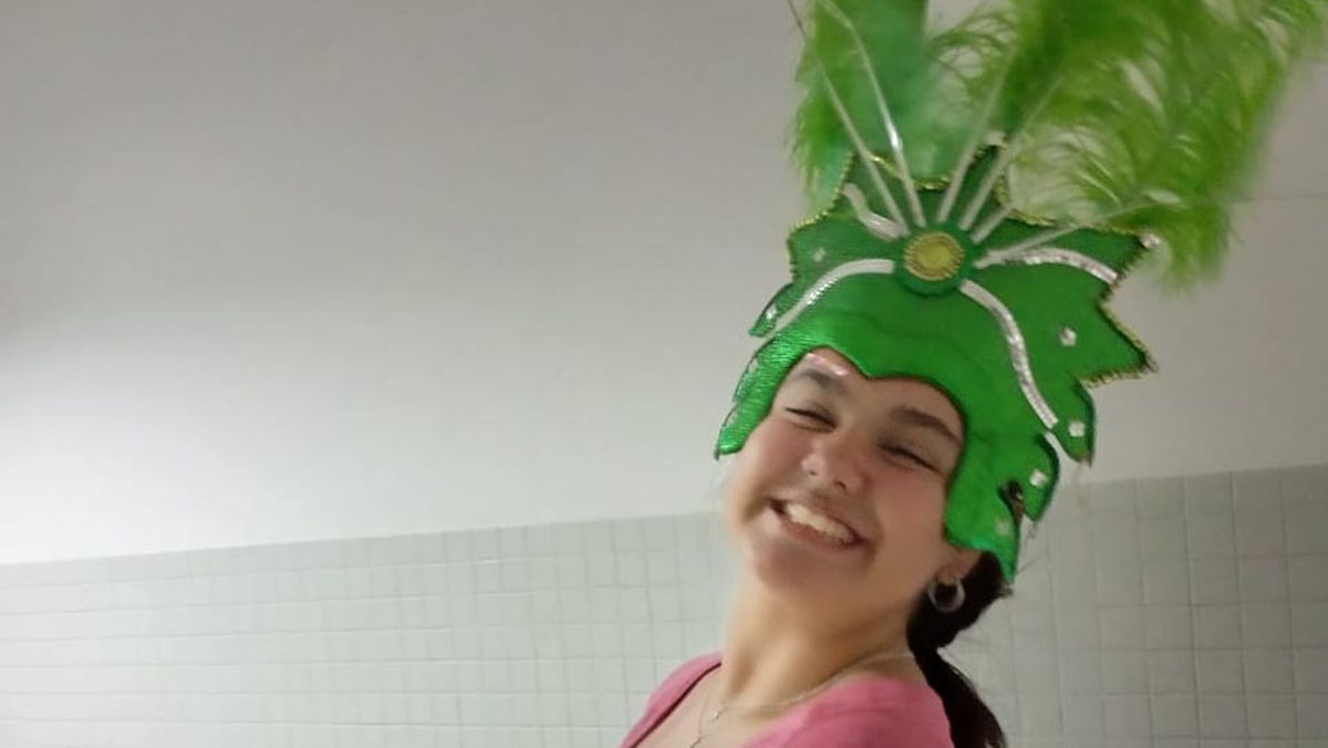 La sonrisa de la quinceañera al despedirse en el hospital. La sonrisa de la quinceañera al despedirse en el hospital.