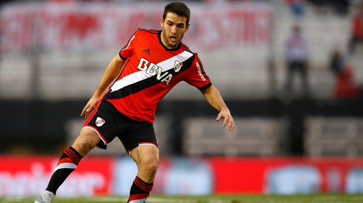 El uruguayo tiene muchas chances de ser el lateral izquierdo