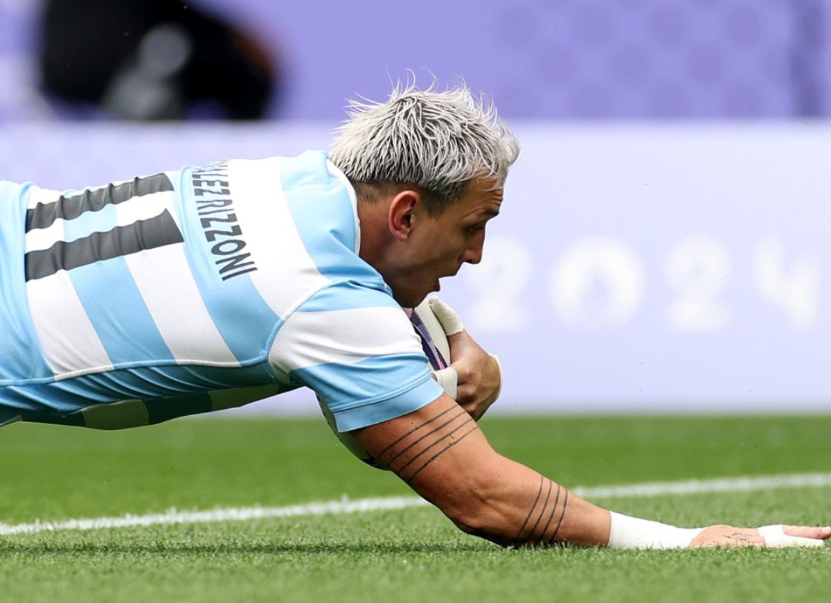 Pese al try de González, Los Pumas 7s perdieron e irán por el 7mo puesto en los Juegos Olímpicos París 2024. Pese al try de González, Los Pumas 7s perdieron e irán por el 7mo puesto en los Juegos Olímpicos París 2024.