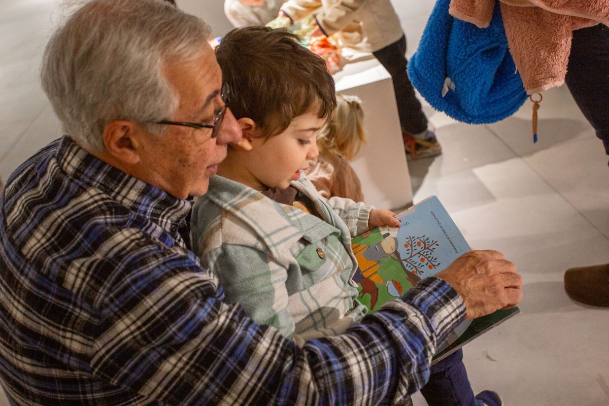 La idea de las actividades en los museos es compartirlas en familia. La idea de las actividades en los museos es compartirlas en familia.