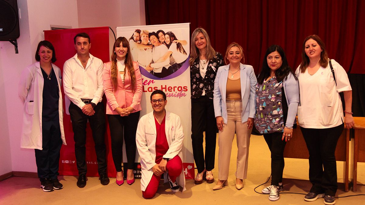 Parte del equipo de Las Heras que trabajará durante este "octubre rosa".