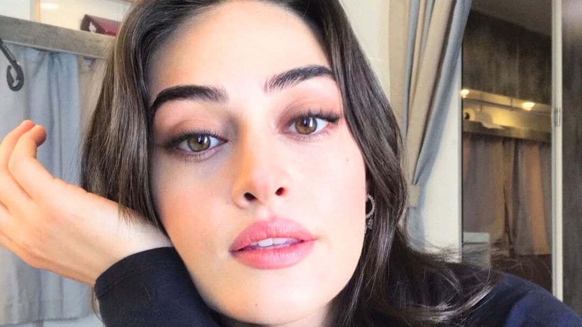 Esra Bilgiç es la protagonista de la película Un ladrón romántico. Foto: Instagram/esbilgic.