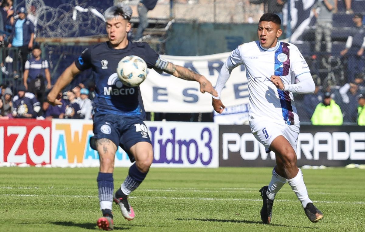 Independiente Rivadavia y Godopy Cruz quedaron en deuda en el juego. Independiente Rivadavia y Godopy Cruz quedaron en deuda en el juego.