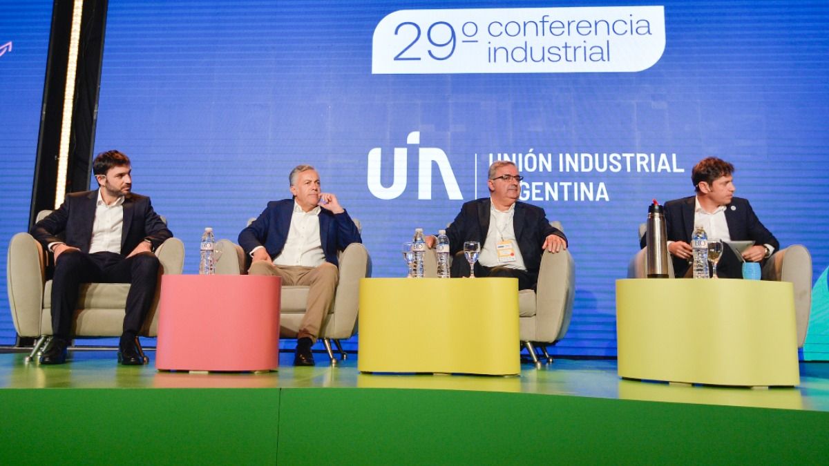 Ignacio Torres (Chubut), Alfredo Cornejo (Mendoza), Raúl Jalil (Catamarca) y Axel Kicillof (Buenos Aires). Ignacio Torres (Chubut), Alfredo Cornejo (Mendoza), Raúl Jalil (Catamarca) y Axel Kicillof (Buenos Aires).
