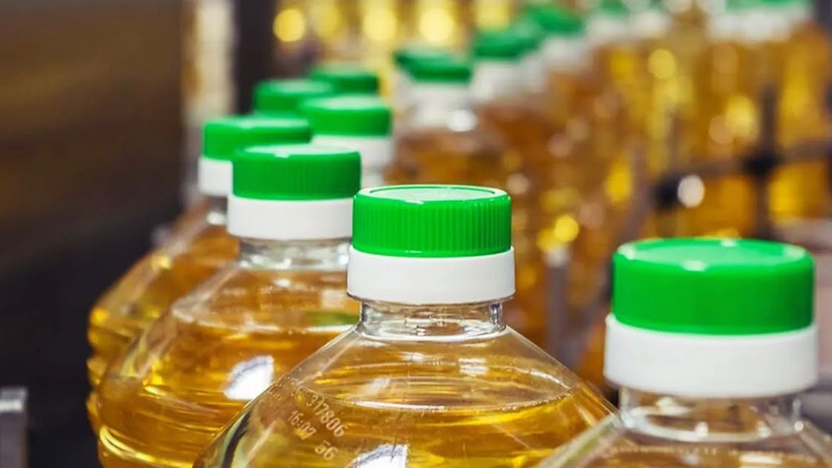 El representante de pymes explicó que de $100 que cuesta un producto en la góndola, $48 corresponden a impuestos. El representante de pymes explicó que de $100 que cuesta un producto en la góndola, $48 corresponden a impuestos.