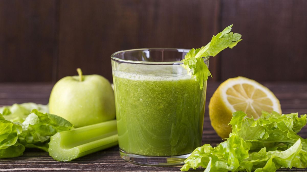 Los jugos verdes detox son perfectos para incluir en la dieta para bajar de peso. Foto: gentileza cronista.