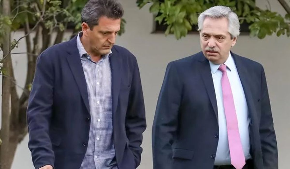 Sergio Massa y Alberto Fern&aacute;ndez siguen perdiendo por goleada frente a la inflaci&oacute;n.