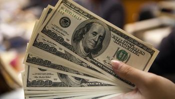 El dólar oficial subió $15 y cerró a $1.290 en las cotizaciones del Banco Nación