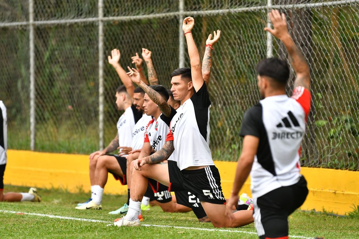River llega con cambios, y Matías Kraneviter (5) estará en el banco de suplentes. River llega con cambios, y Matías Kraneviter (5) estará en el banco de suplentes.