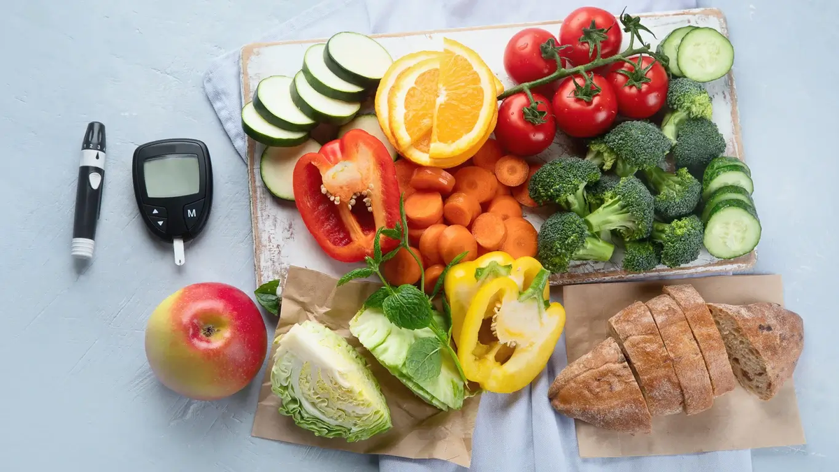 Bajos en az&uacute;car. Existen cinco vegetales con bajos carbohidratos y en az&uacute;car.&nbsp;