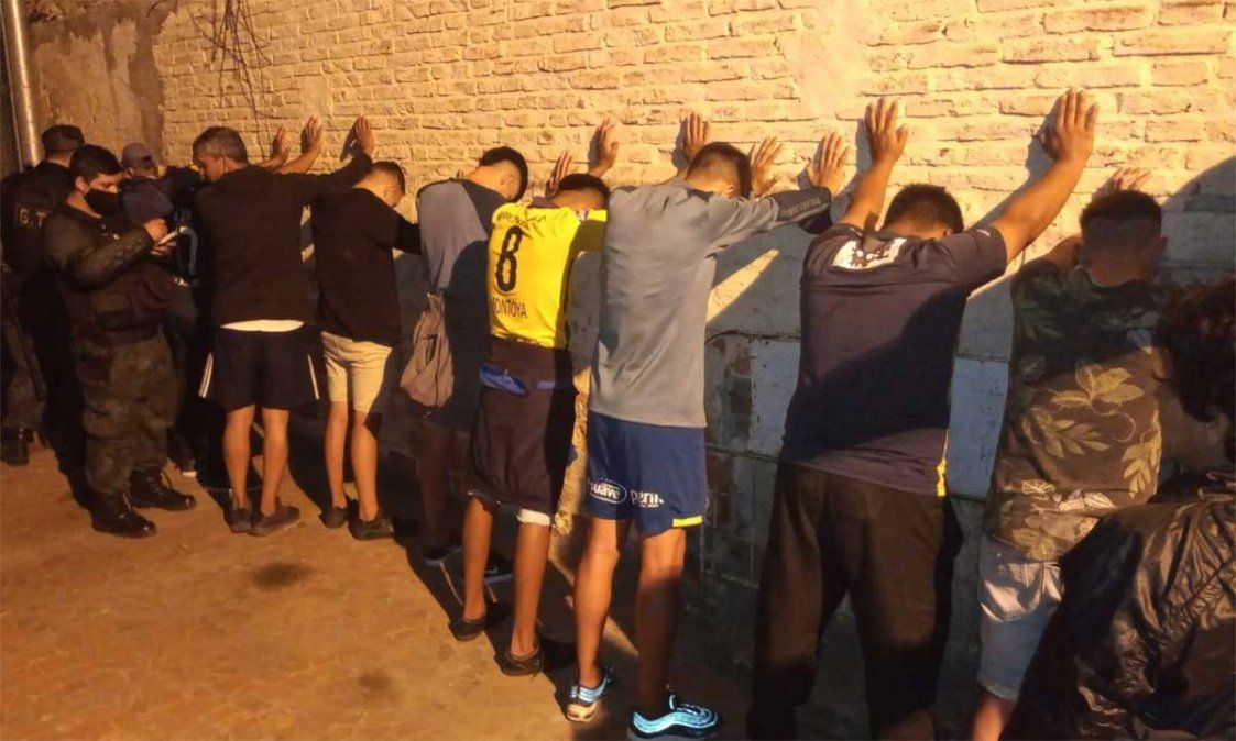Con la utilización de balas de goma, la Policía desactivó distintos focos de festejo de hinchas de Rosario Central tras la victoria en el clásico a Newell´s.