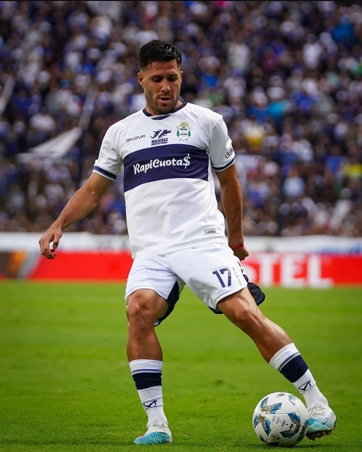 Federico Milo, adem&aacute;s de GELP, jug&oacute; en Independiente Rivadavia y San Mart&iacute;n de San Juan.