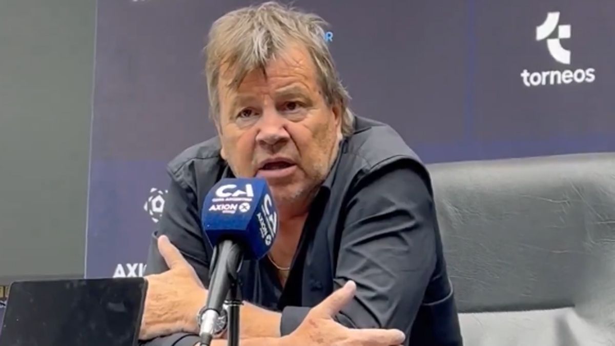 El Ruso Zielinski, enojadísimo con Yael Falcón Pérez: 