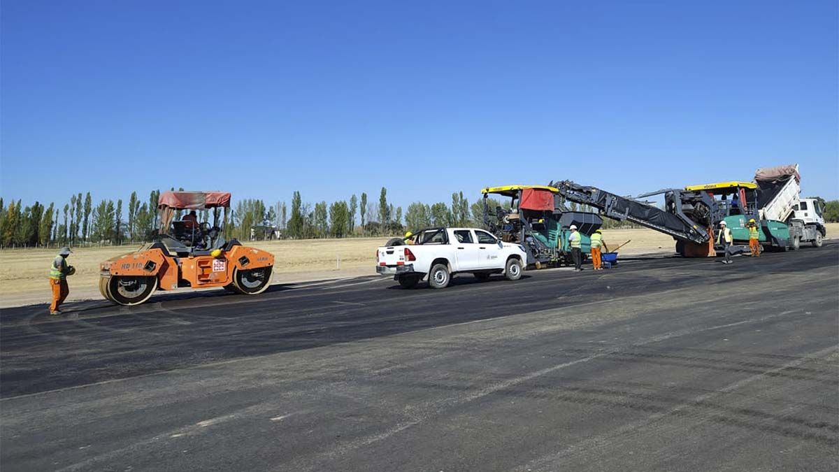 Según los plazos de la obra del aeropuerto de San Rafael, la idea es que la pista esté operativa el 3 de abril.
