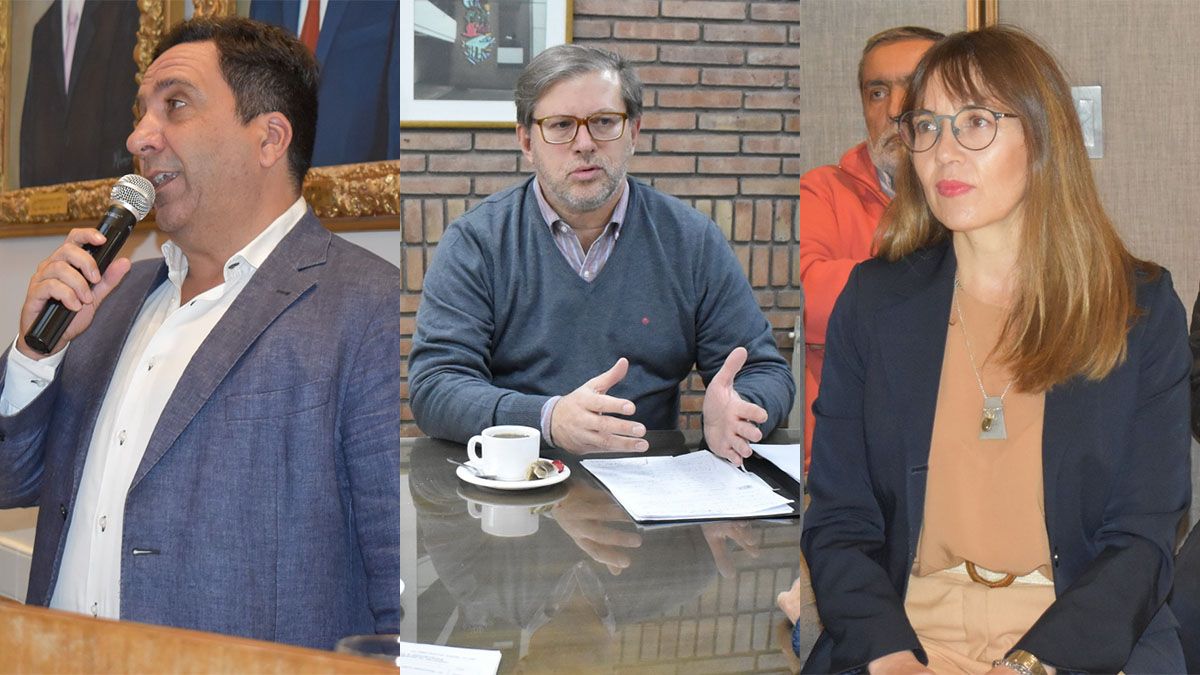 Gustavo Cairo es el autor del proyecto contra la Ley 7.722. A su derecha, Guillermo Mosso y Jimena Cogo, que lo acompañan.