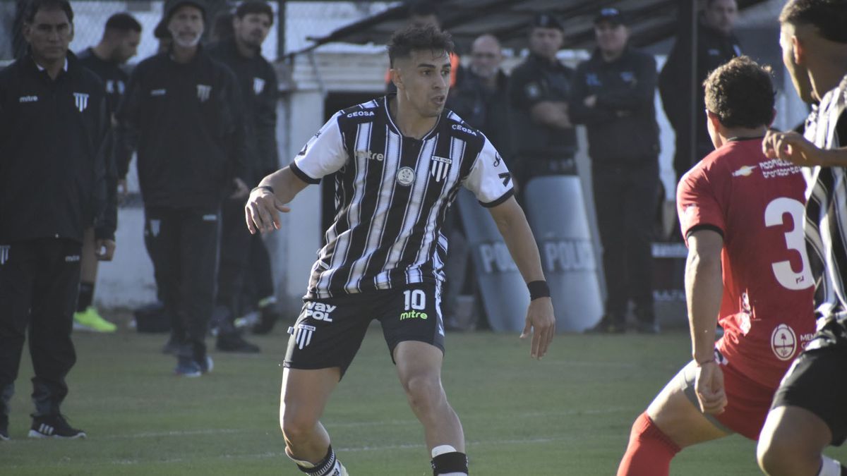 Leandro Ciccolini fue muy autocrítico por el desempeño de Gimnasia y Esgrima ante el Deportivo Maipú.