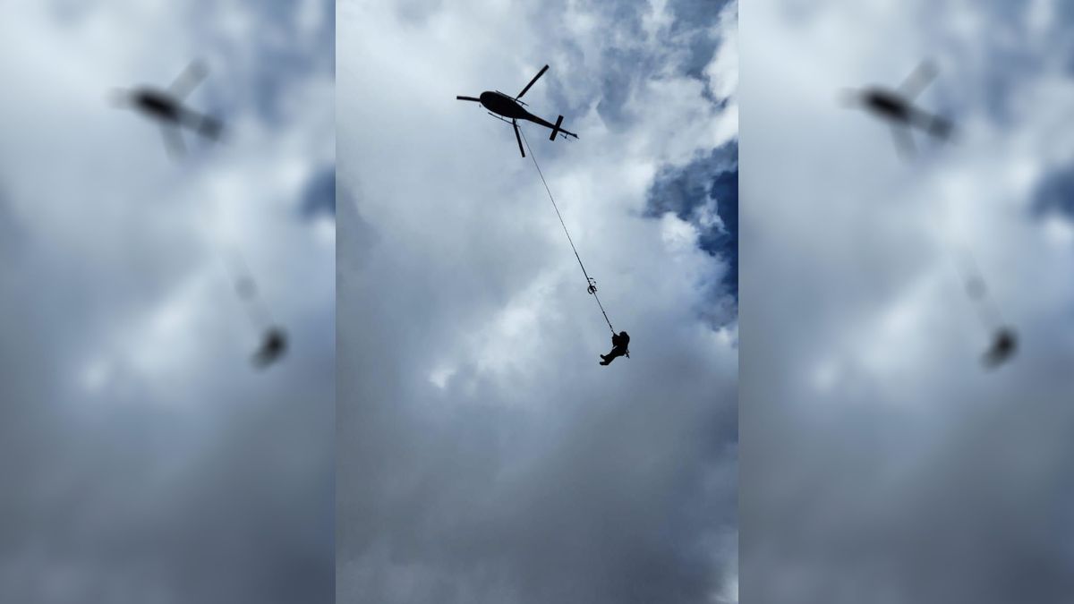 Impresionante rescate de un andinista en el Parque Aconcagua con la técnica de carga externa humana.