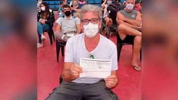 ¡Se puso la Pfizer! Ignacio Copani recibió la tercera dosis contra el Covid