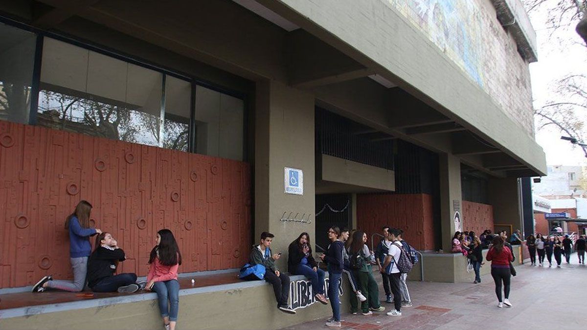 Colegio Universitario Central (CUC).